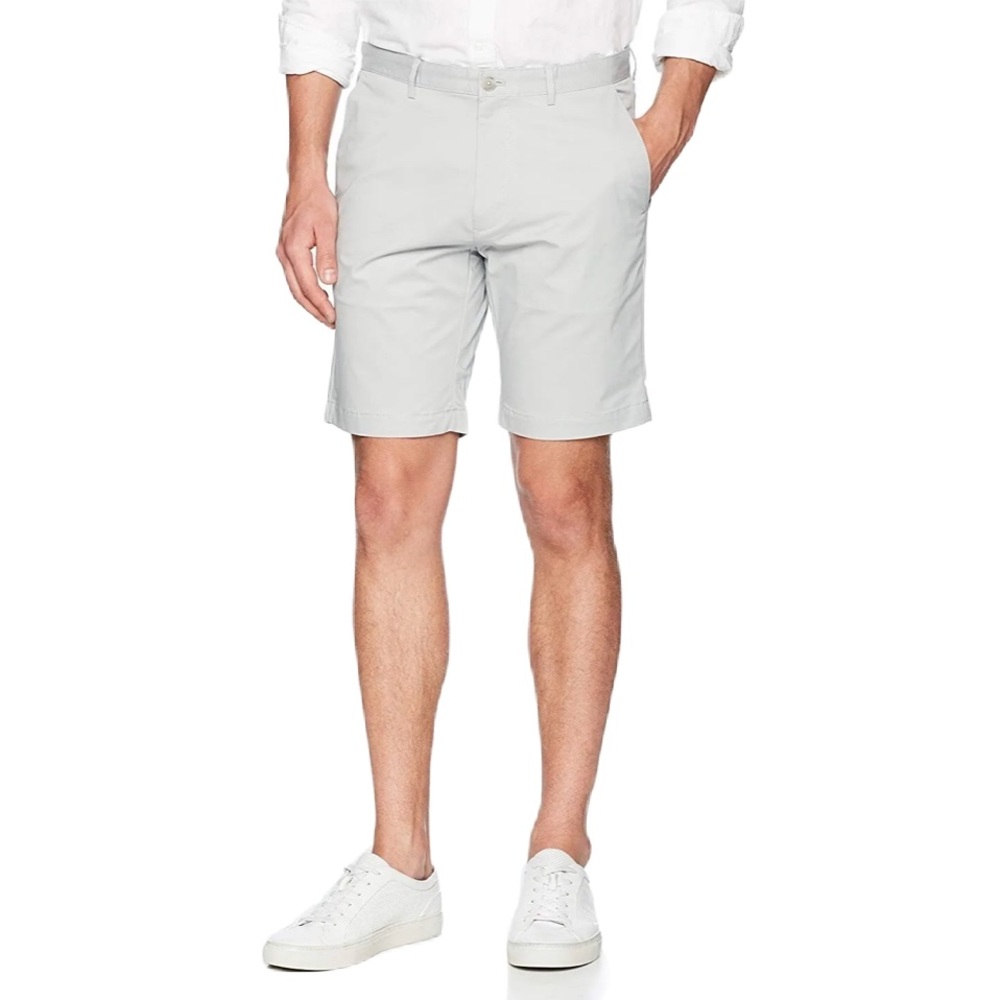 Calvin Klein Men’s 9” Slim Fit Gray Chino Khaki Shorts NWOT • Size 32